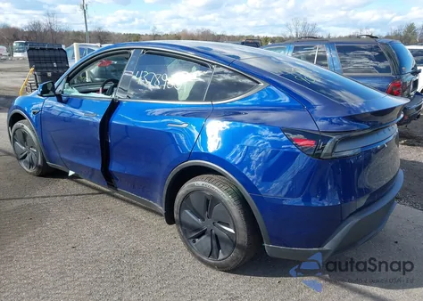 2026 Tesla Model Y Long Range Dual Motor All-Wheel Drive/Long Range Launch Series из США, поврежденный, VIN 7SAYGDEEXTA501042